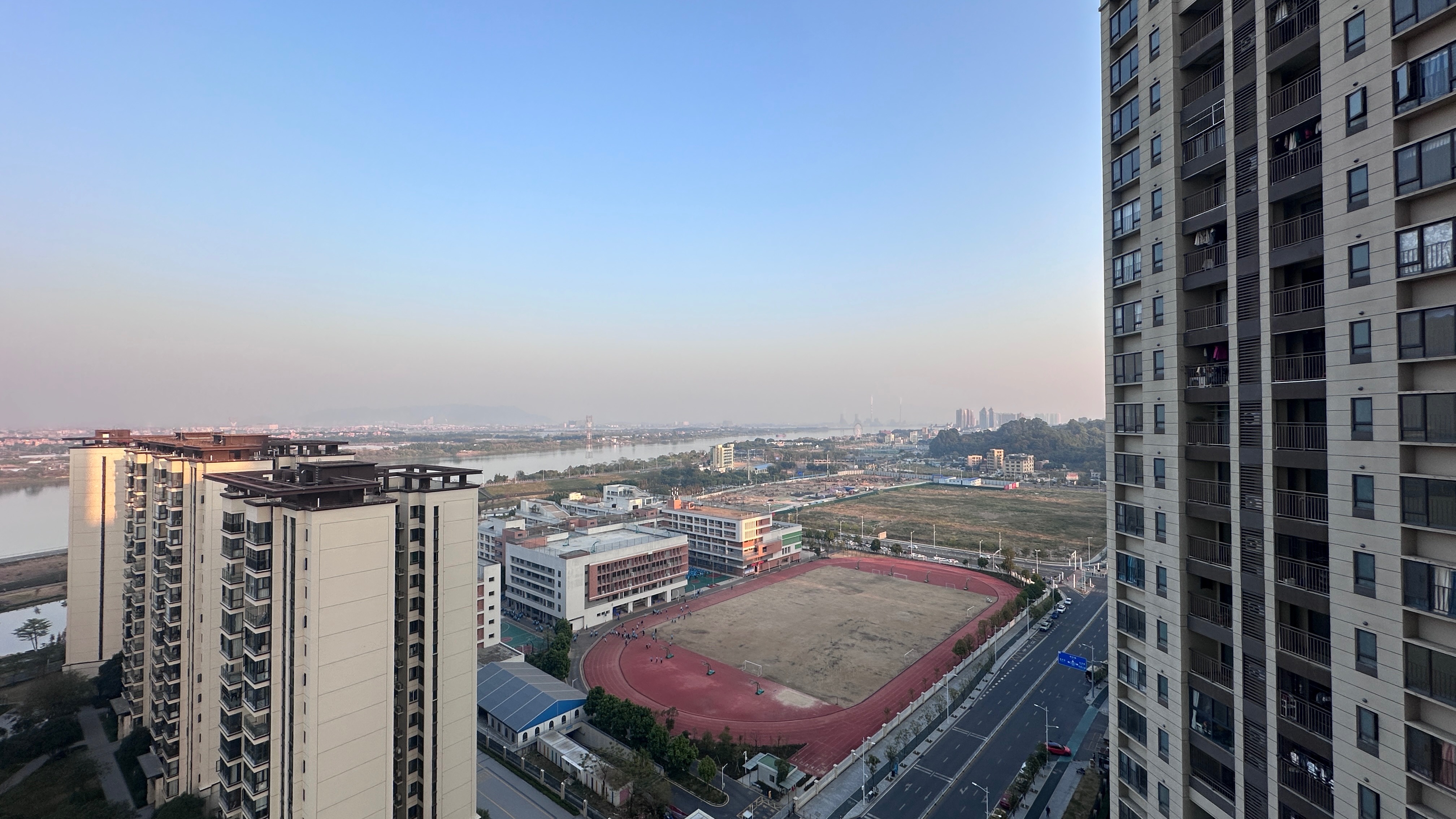 笋！万科精装三房，东南向望江单位，全新未住过，靓楼层，现66万诚意出售