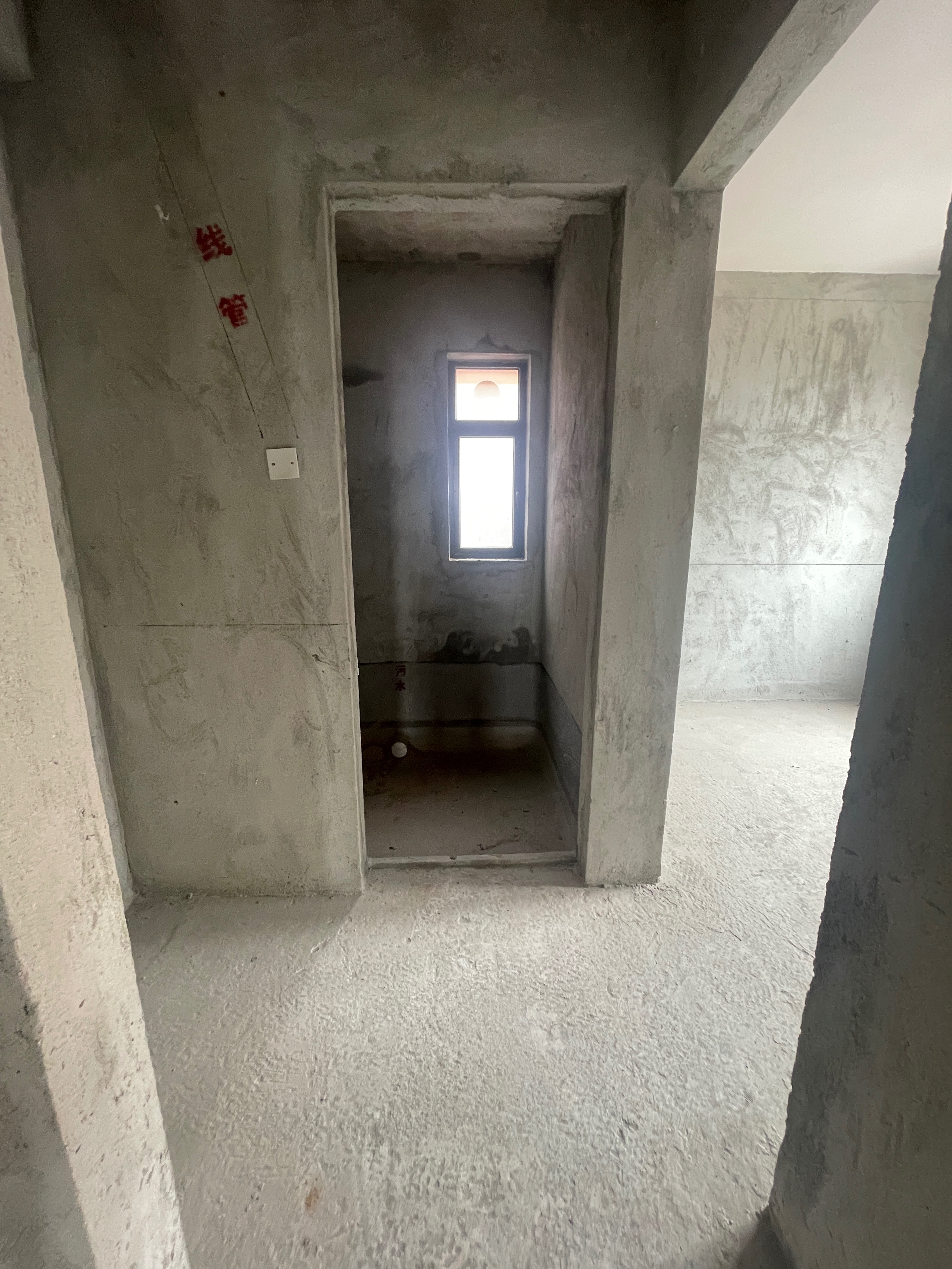 出售美的 东区3室2厅2卫106平米58万住宅