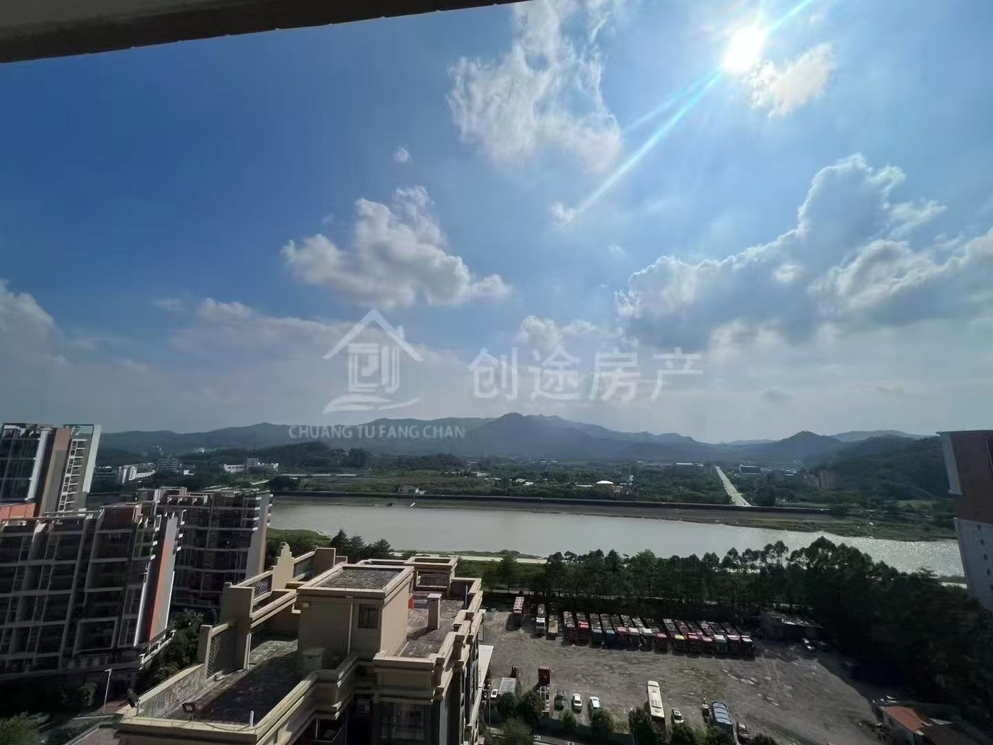 笋！明信华府精装四房全新未住过，南向望沧江，靓楼层，售58万包过户