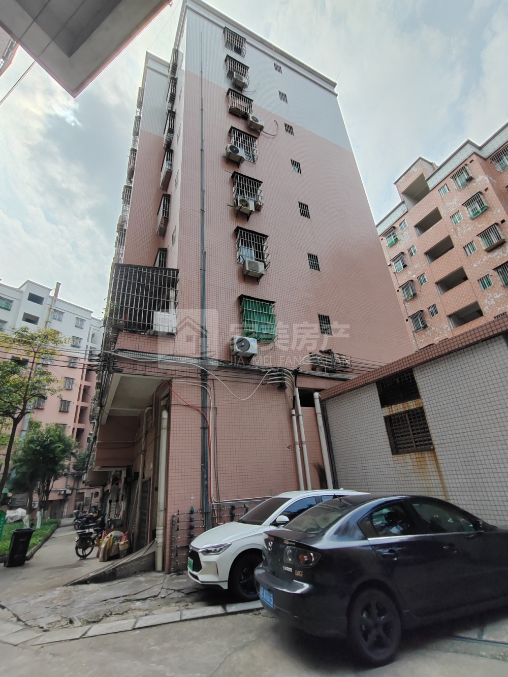 河江2006年楼 金昌楼 带杂物房 南向单位 格局靓 厅大房大 送全屋家私电