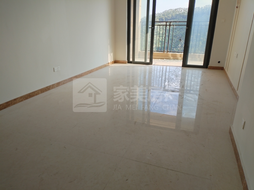 明城镇 - 恒大山湖郡！总价4字头！三房精装 高楼层！全新未住过无按揭随时约看