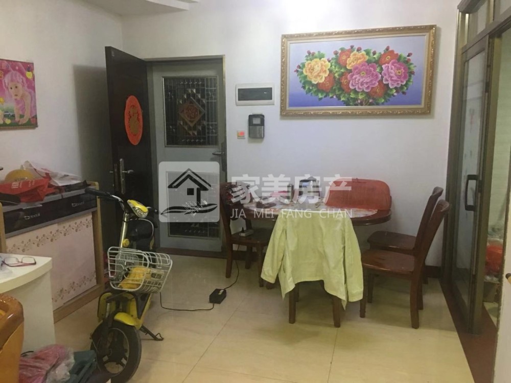 河江秀丽河附近 电梯小区 中间楼层出租 家私电齐全 拎包入住 租金低